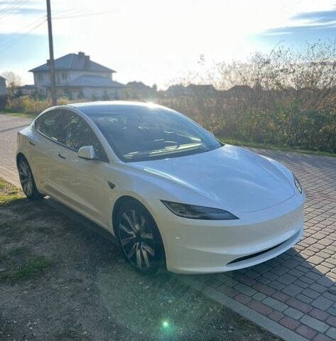 Белый Тесла Модель 3, объемом двигателя 0 л и пробегом 6 тыс. км за 25900 $, фото 1 на Automoto.ua