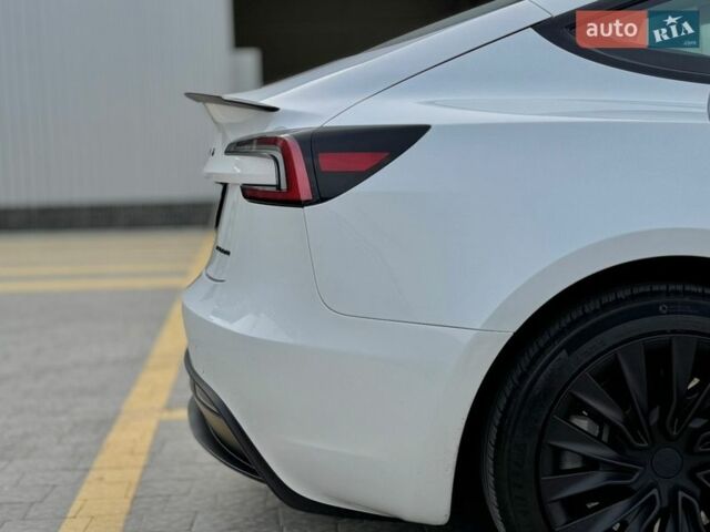 Білий Тесла Модель 3, об'ємом двигуна 0 л та пробігом 20 тис. км за 30999 $, фото 9 на Automoto.ua