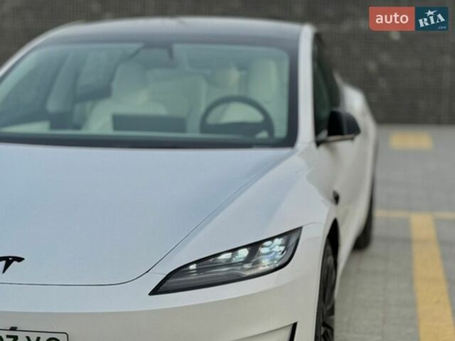 Білий Тесла Модель 3, об'ємом двигуна 0 л та пробігом 20 тис. км за 30999 $, фото 14 на Automoto.ua
