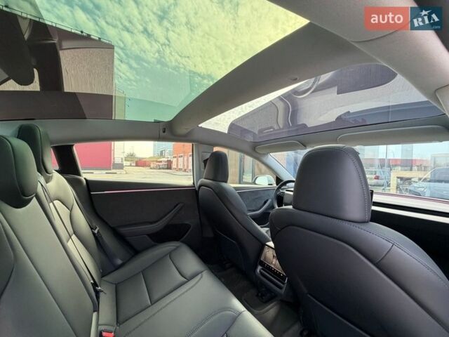 Белый Тесла Модель 3, объемом двигателя 0 л и пробегом 9 тыс. км за 32999 $, фото 22 на Automoto.ua