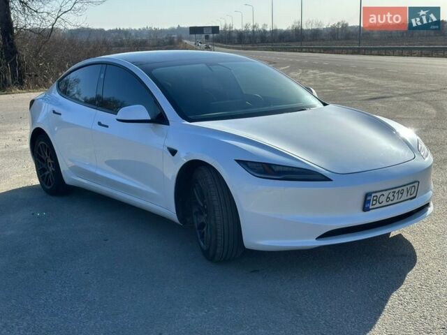 Белый Тесла Модель 3, объемом двигателя 0 л и пробегом 22 тыс. км за 31000 $, фото 6 на Automoto.ua