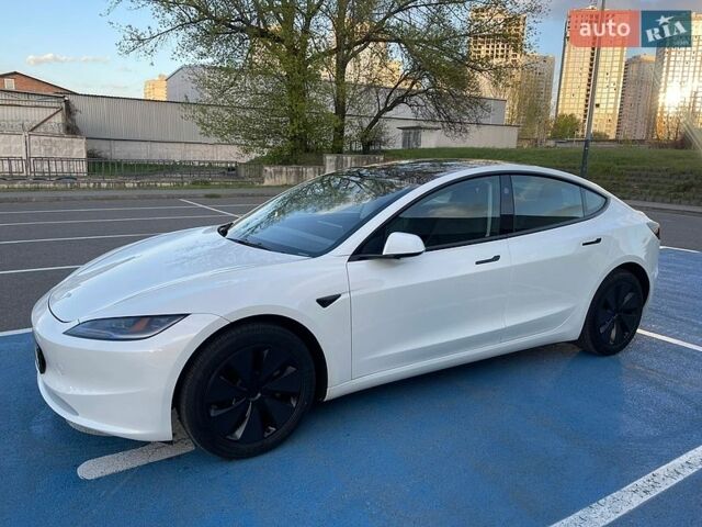 Белый Тесла Модель 3, объемом двигателя 0 л и пробегом 16 тыс. км за 24400 $, фото 9 на Automoto.ua