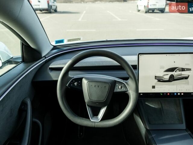 Білий Тесла Модель 3, об'ємом двигуна 0 л та пробігом 27 тис. км за 34000 $, фото 11 на Automoto.ua