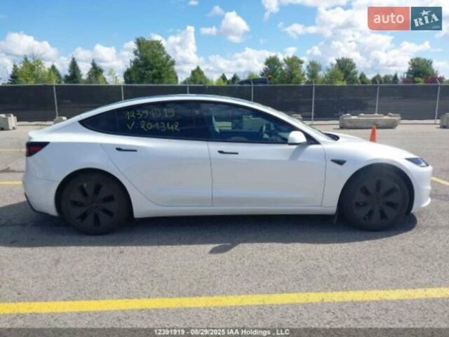 Белый Тесла Модель 3, объемом двигателя 0 л и пробегом 20 тыс. км за 19900 $, фото 2 на Automoto.ua
