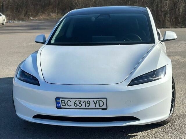 Білий Тесла Модель 3, об'ємом двигуна 0 л та пробігом 26 тис. км за 27000 $, фото 2 на Automoto.ua