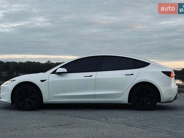Белый Тесла Модель 3, объемом двигателя 0 л и пробегом 14 тыс. км за 27500 $, фото 16 на Automoto.ua