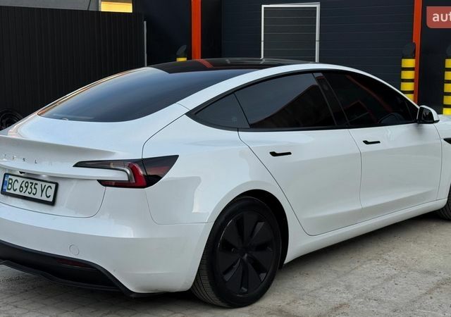 Білий Тесла Модель 3, об'ємом двигуна 0 л та пробігом 34 тис. км за 25300 $, фото 16 на Automoto.ua