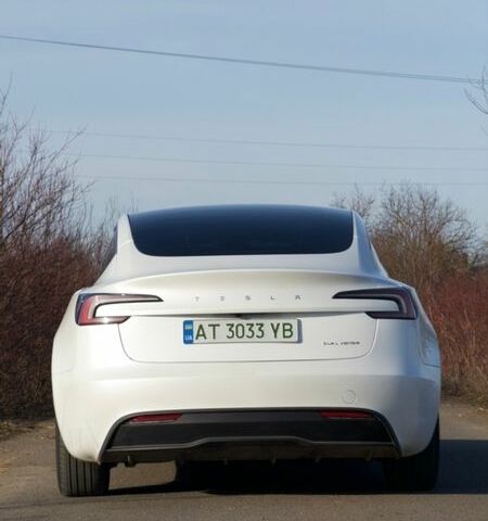 Белый Тесла Модель 3, объемом двигателя 0 л и пробегом 39 тыс. км за 35999 $, фото 9 на Automoto.ua