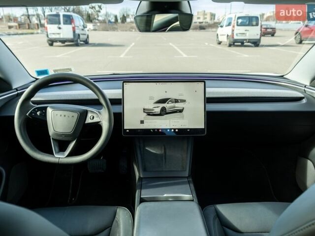 Білий Тесла Модель 3, об'ємом двигуна 0 л та пробігом 27 тис. км за 34000 $, фото 10 на Automoto.ua