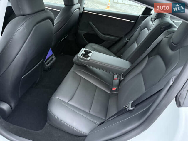 Білий Тесла Модель 3, об'ємом двигуна 0 л та пробігом 3 тис. км за 29900 $, фото 13 на Automoto.ua