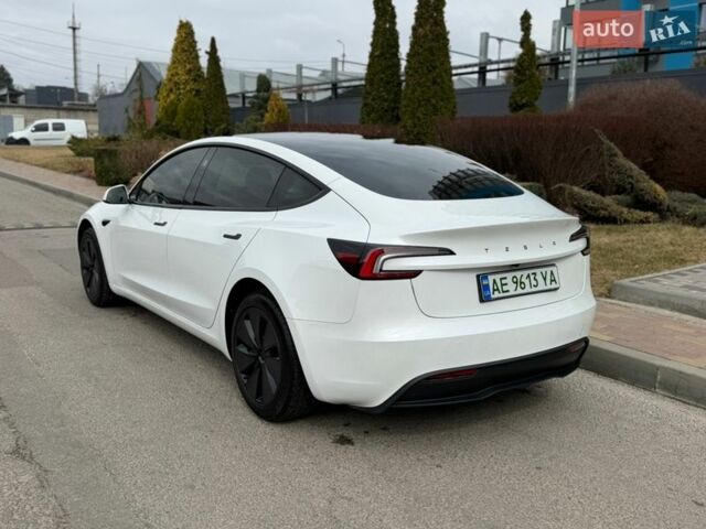Білий Тесла Модель 3, об'ємом двигуна 0 л та пробігом 18 тис. км за 35300 $, фото 15 на Automoto.ua