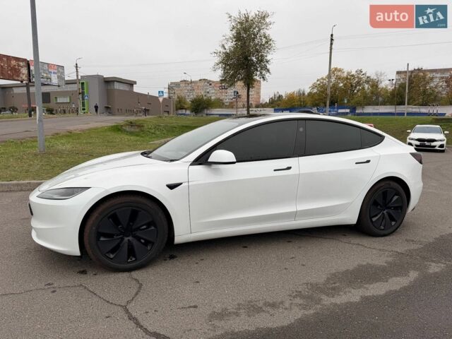 Белый Тесла Модель 3, объемом двигателя 0 л и пробегом 77 тыс. км за 31000 $, фото 14 на Automoto.ua