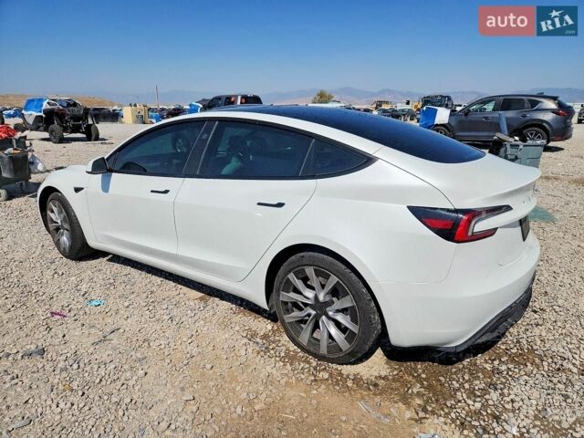Білий Тесла Модель 3, об'ємом двигуна 0 л та пробігом 38 тис. км за 12500 $, фото 1 на Automoto.ua