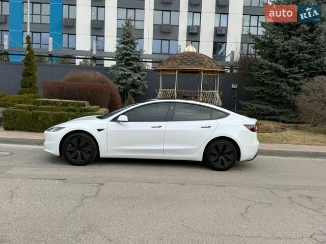 Білий Тесла Модель 3, об'ємом двигуна 0 л та пробігом 18 тис. км за 35300 $, фото 8 на Automoto.ua