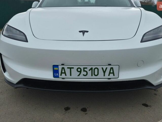 Білий Тесла Модель 3, об'ємом двигуна 0 л та пробігом 4 тис. км за 30900 $, фото 4 на Automoto.ua