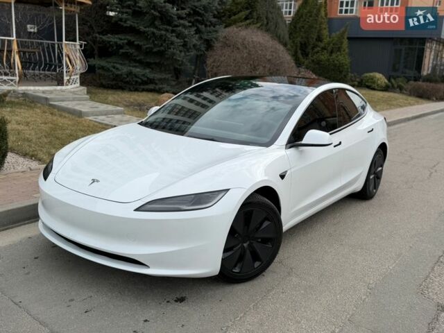 Білий Тесла Модель 3, об'ємом двигуна 0 л та пробігом 18 тис. км за 35300 $, фото 6 на Automoto.ua