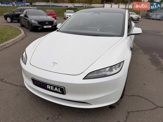 Белый Тесла Модель 3, объемом двигателя 0 л и пробегом 77 тыс. км за 31000 $, фото 16 на Automoto.ua