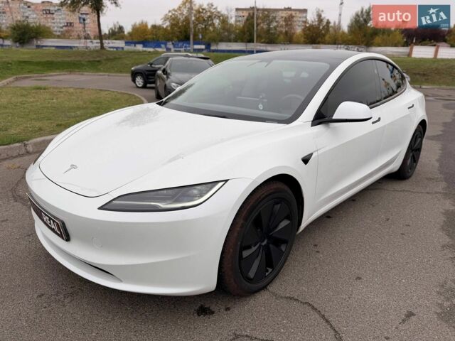 Белый Тесла Модель 3, объемом двигателя 0 л и пробегом 77 тыс. км за 31000 $, фото 15 на Automoto.ua
