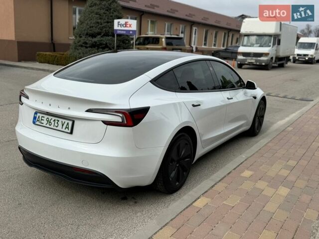 Білий Тесла Модель 3, об'ємом двигуна 0 л та пробігом 18 тис. км за 35300 $, фото 11 на Automoto.ua