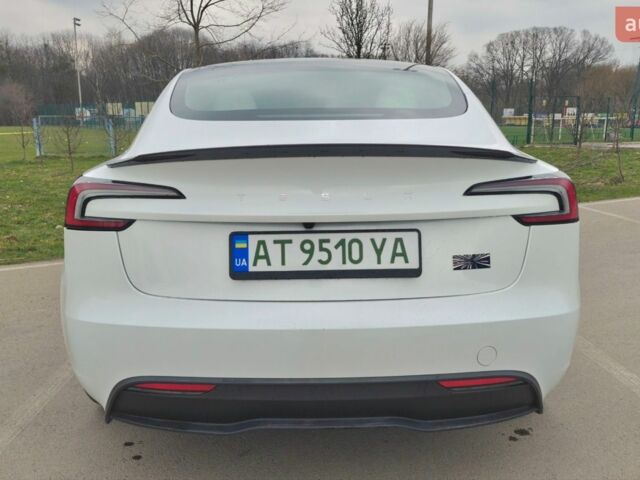 Білий Тесла Модель 3, об'ємом двигуна 0 л та пробігом 4 тис. км за 30900 $, фото 6 на Automoto.ua