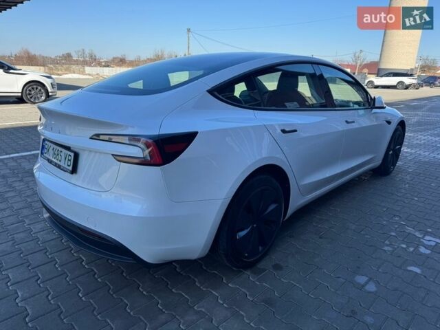 Білий Тесла Модель 3, об'ємом двигуна 0 л та пробігом 1 тис. км за 28999 $, фото 25 на Automoto.ua
