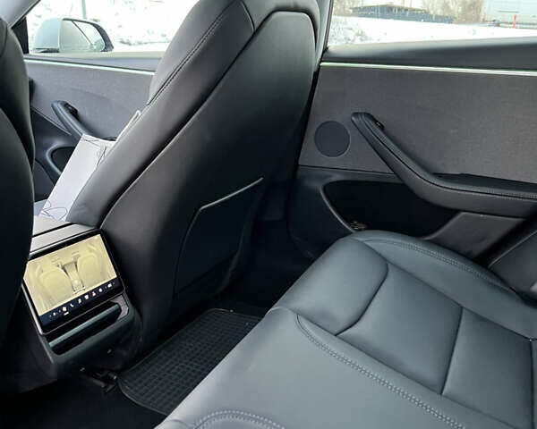 Белый Тесла Модель 3, объемом двигателя 0 л и пробегом 2 тыс. км за 35200 $, фото 10 на Automoto.ua