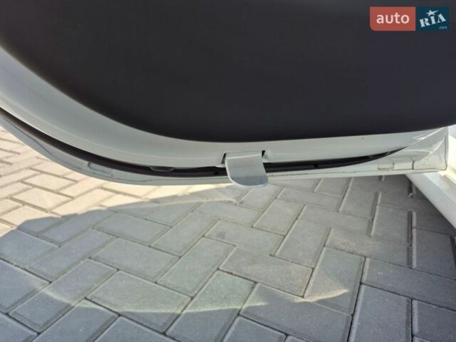 Білий Тесла Модель 3, об'ємом двигуна 0 л та пробігом 10 тис. км за 30000 $, фото 19 на Automoto.ua