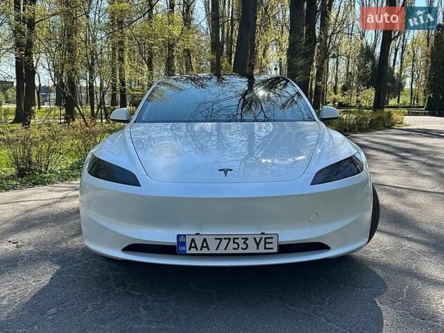 Білий Тесла Модель 3, об'ємом двигуна 0 л та пробігом 16 тис. км за 29800 $, фото 2 на Automoto.ua