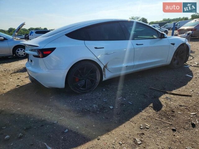 Белый Тесла Модель 3, объемом двигателя 0 л и пробегом 17 тыс. км за 28999 $, фото 8 на Automoto.ua