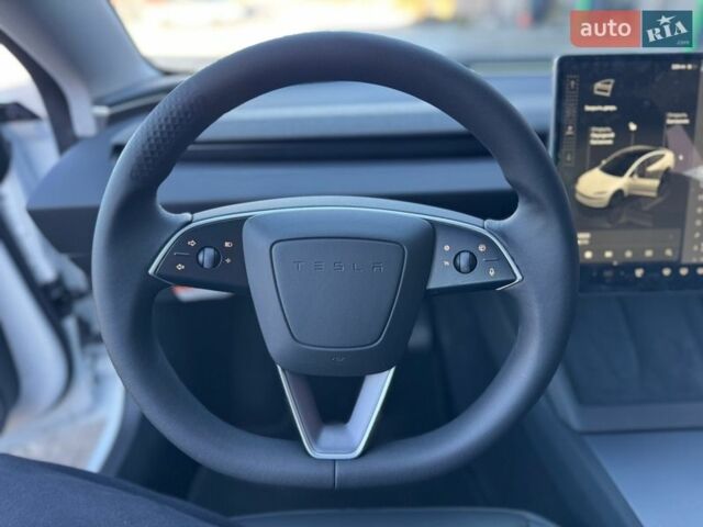 Білий Тесла Модель 3, об'ємом двигуна 0 л та пробігом 1 тис. км за 28999 $, фото 53 на Automoto.ua
