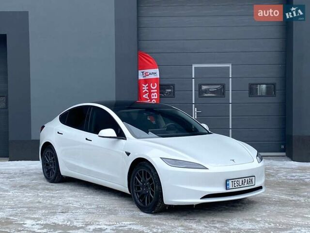 Білий Тесла Модель 3, об'ємом двигуна 0 л та пробігом 4 тис. км за 33999 $, фото 9 на Automoto.ua