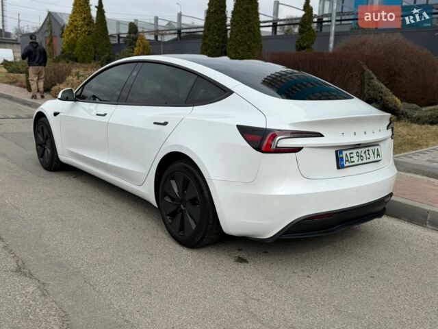 Белый Тесла Модель 3, объемом двигателя 0 л и пробегом 18 тыс. км за 35300 $, фото 16 на Automoto.ua