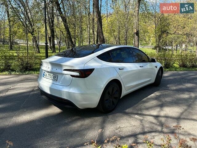 Білий Тесла Модель 3, об'ємом двигуна 0 л та пробігом 16 тис. км за 29800 $, фото 11 на Automoto.ua