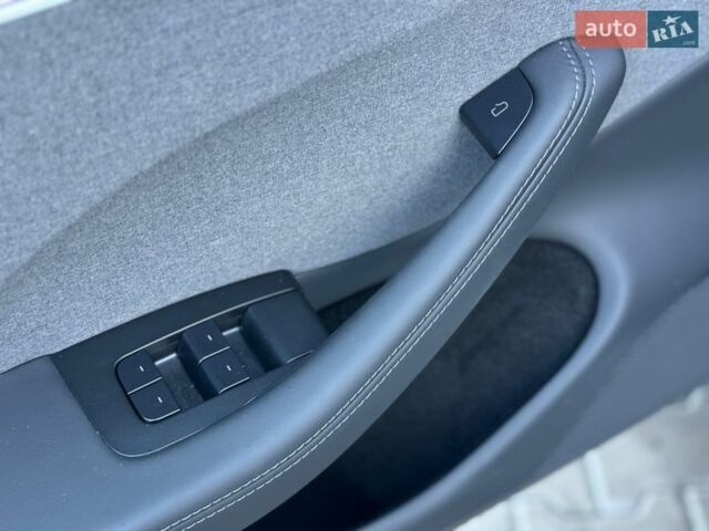 Білий Тесла Модель 3, об'ємом двигуна 0 л та пробігом 1 тис. км за 28999 $, фото 40 на Automoto.ua