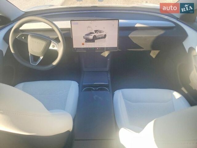 Білий Тесла Модель 3, об'ємом двигуна 0 л та пробігом 7 тис. км за 13000 $, фото 7 на Automoto.ua