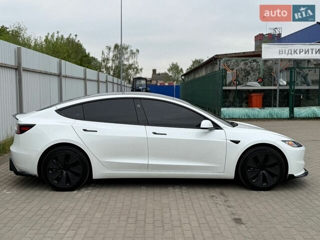 Белый Тесла Модель 3, объемом двигателя 0 л и пробегом 2 тыс. км за 29200 $, фото 5 на Automoto.ua