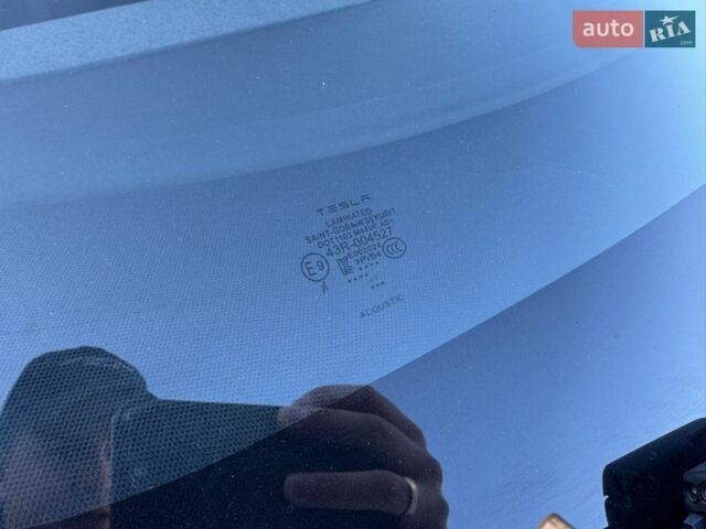 Білий Тесла Модель 3, об'ємом двигуна 0 л та пробігом 1 тис. км за 28999 $, фото 94 на Automoto.ua