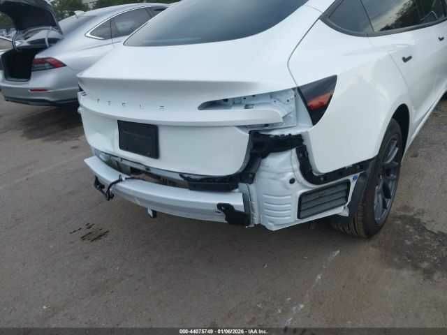 Білий Тесла Модель 3, об'ємом двигуна 0 л та пробігом 8 тис. км за 11000 $, фото 18 на Automoto.ua
