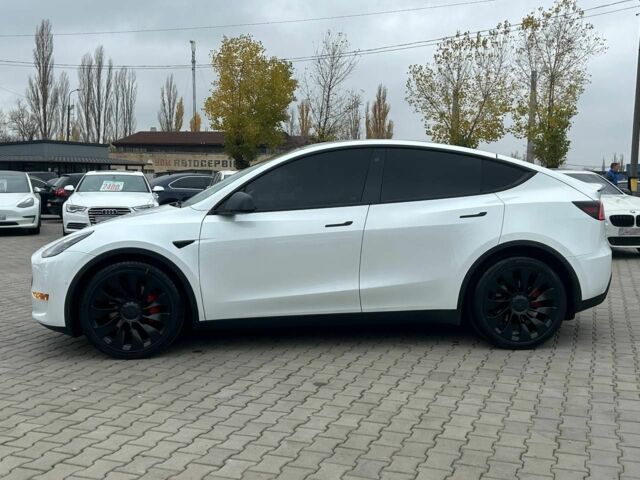 Білий Тесла Модель 3, об'ємом двигуна 0 л та пробігом 61 тис. км за 26999 $, фото 3 на Automoto.ua