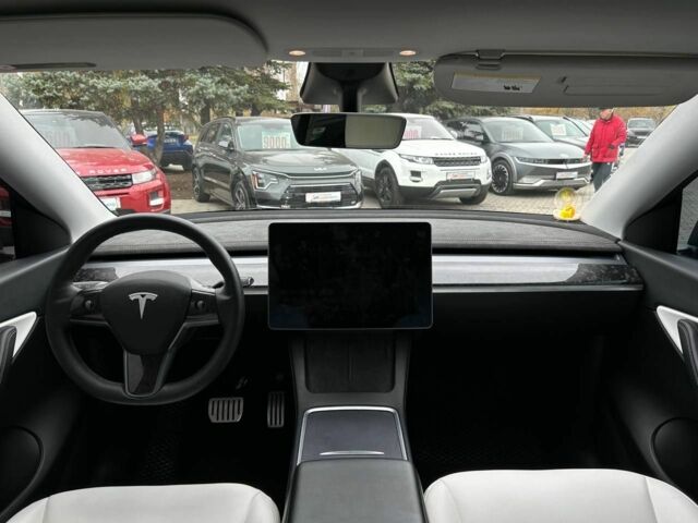 Білий Тесла Модель 3, об'ємом двигуна 0 л та пробігом 61 тис. км за 26999 $, фото 12 на Automoto.ua