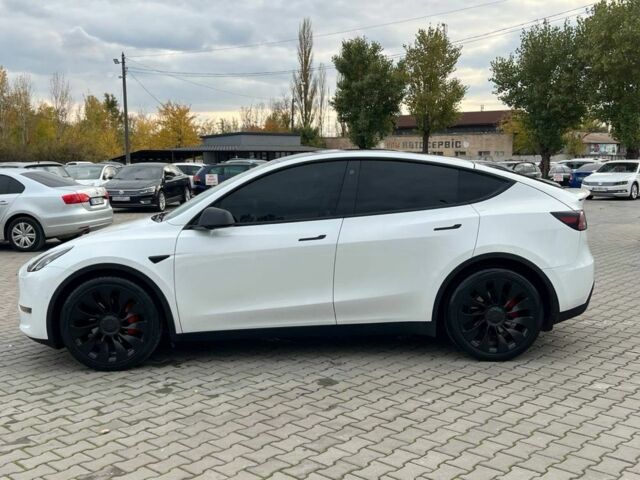 Тесла Модель 3 2021 в Кривом Роге на Automoto.ua Белый Тесла Модель 3, объемом двигателя 0 л и пробегом 61 тыс. км за 29500 $, фото 2 на Automoto.ua