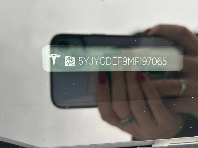 Білий Тесла Модель 3, об'ємом двигуна 0 л та пробігом 61 тис. км за 26999 $, фото 22 на Automoto.ua