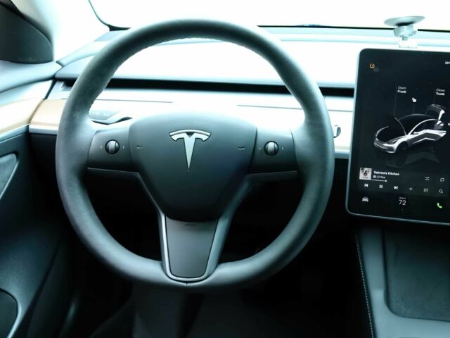 Белый Тесла Модель 3, объемом двигателя 0 л и пробегом 13 тыс. км за 12000 $, фото 10 на Automoto.ua
