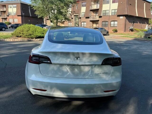 Білий Тесла Модель 3, об'ємом двигуна 0 л та пробігом 23 тис. км за 18200 $, фото 3 на Automoto.ua