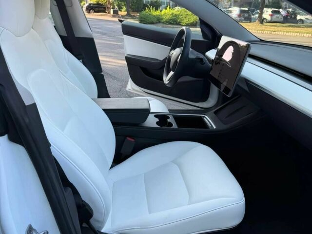 Білий Тесла Модель 3, об'ємом двигуна 0 л та пробігом 23 тис. км за 18200 $, фото 6 на Automoto.ua