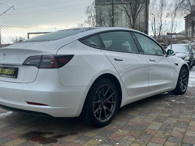 Белый Тесла Модель 3, объемом двигателя 0 л и пробегом 34 тыс. км за 451 $, фото 6 на Automoto.ua