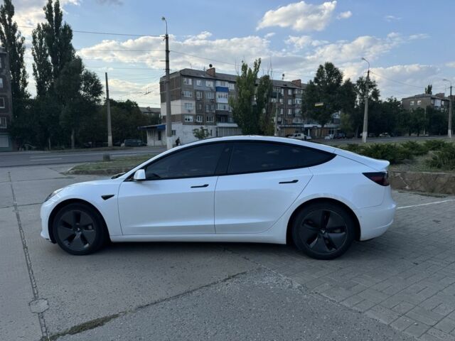 Тесла Модель 3 2022 у Харкові на Automoto.ua Білий Тесла Модель 3, об'ємом двигуна 0 л та пробігом 114 тис. км за 18500 $, фото 6 на Automoto.ua