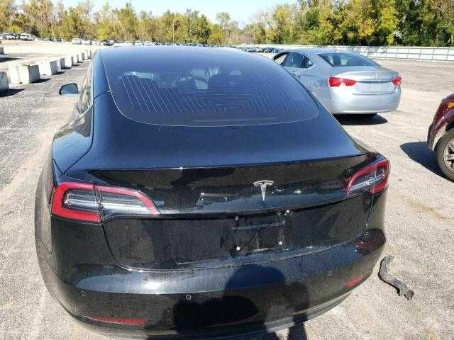 Чорний Тесла Модель 3, об'ємом двигуна 0 л та пробігом 78 тис. км за 6500 $, фото 5 на Automoto.ua