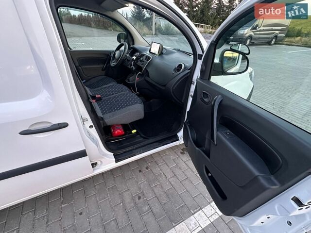 Черный Тесла Модель 3, объемом двигателя 0 л и пробегом 265 тыс. км за 14955 $, фото 9 на Automoto.ua