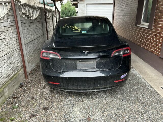 Чорний Тесла Модель 3, об'ємом двигуна 0 л та пробігом 77 тис. км за 12500 $, фото 5 на Automoto.ua
